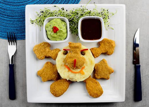 Croquetas de pescado con salsa de aguacate y cilantro